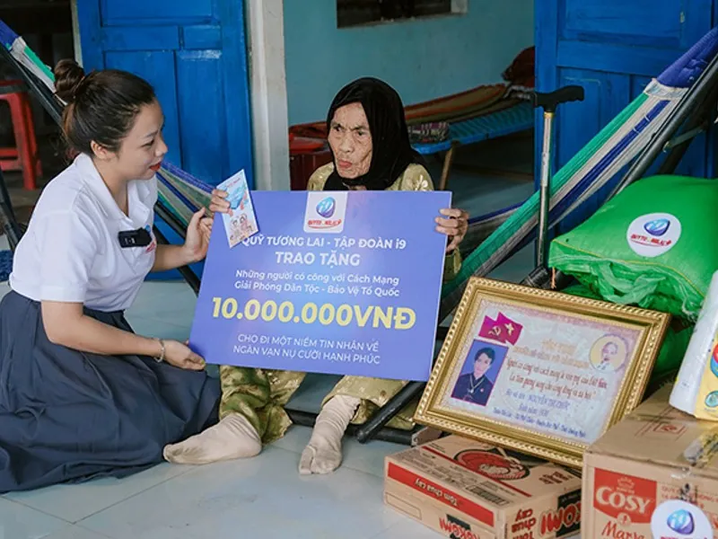 Hình ảnh hỗ trợ khách hàng 2king88